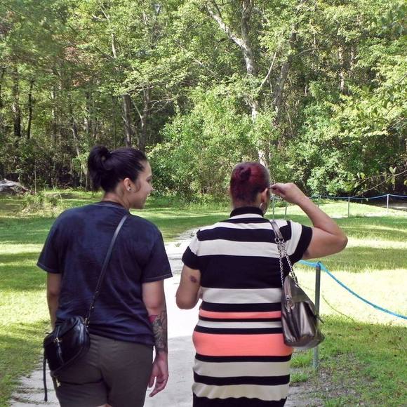 Meet your Posher, Victlaine - Picture 1 of 1